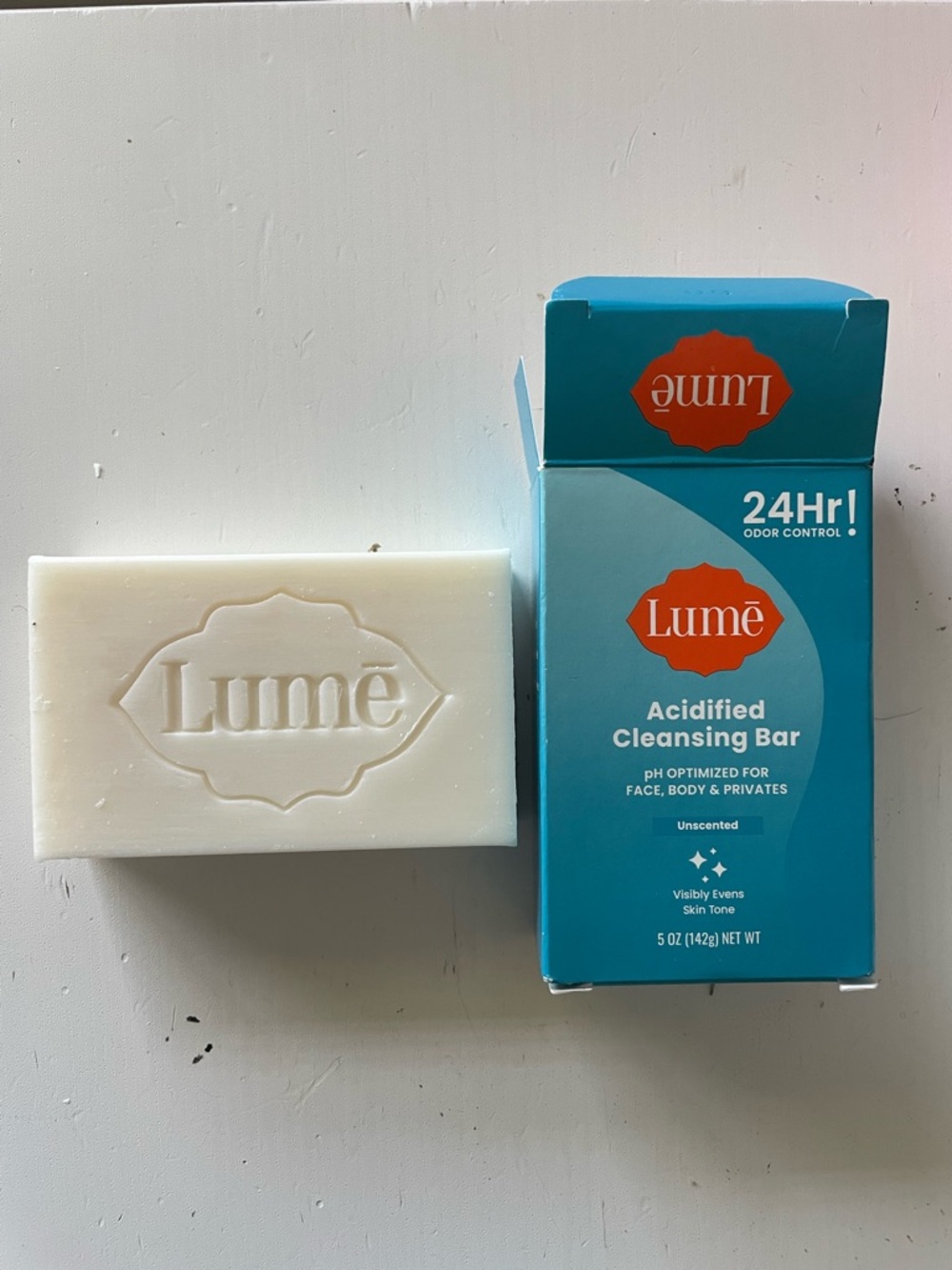 Lume Unscented Acidified Cleansing Bar - White